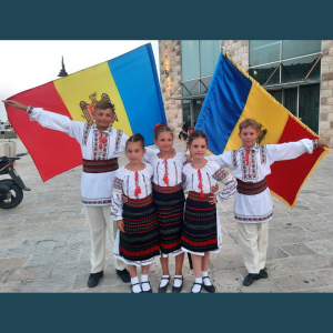 Lozioara la festivalul internațional în Montenegro, orașul Budva