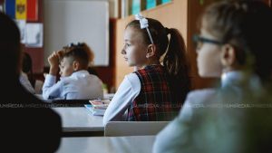 Câte cazuri de îmbolnăvire active cu Covid-19 sunt în școlile și grădinițele din Chișinău.