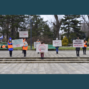 DISCUȚII-INFORMAȚII-IMPLICARE