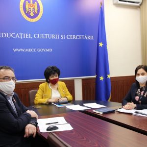 Organizarea procesului educațional în instituțiile de învățământ primar și secundar, la distanță