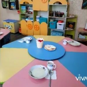 Instituția IET nr.212, str. N. M. Spătaru 3/1, asigură o alimentație sănătoasă care conține o varietate echilibrată de produse