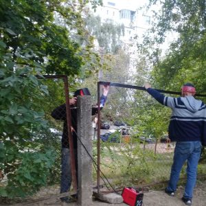 Implicarea angajaților, dar și a părinților în salubrizarea teritoriului Școlii primare nr. 95