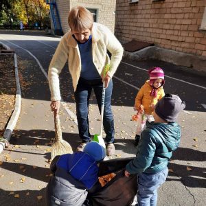 Astăzi, în IET nr.135,str.M.Sadoveanu, 6/2 se muncește cu spor !