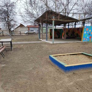 În IET nr. 177  „Curățenia generală de primăvară” prezintă un efort de a aduce într-o ordine exemplară terenurile aferente/ adiacente ale instituției