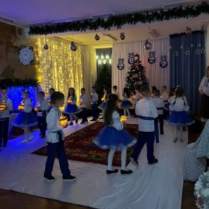 Gradinița nr. 32 din sector Ciocana a dat start sărbătorilor de iarnă! Să vină Moș Crăciun!!!