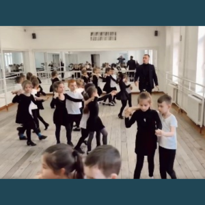 Dansează din Inimă și iubește Muzica