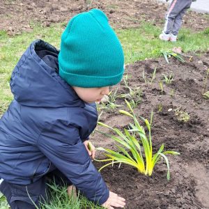 În IET nr. 225, de la mic – la mare, toți sunt la salubrizare