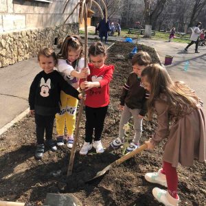 „Micii ecologiști” din IET nr. 32 „Albinuța”