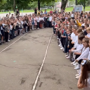 Sărbătoare frumoasă împreună cu elevii și profesorii de la Şcoala Primarã nr.82